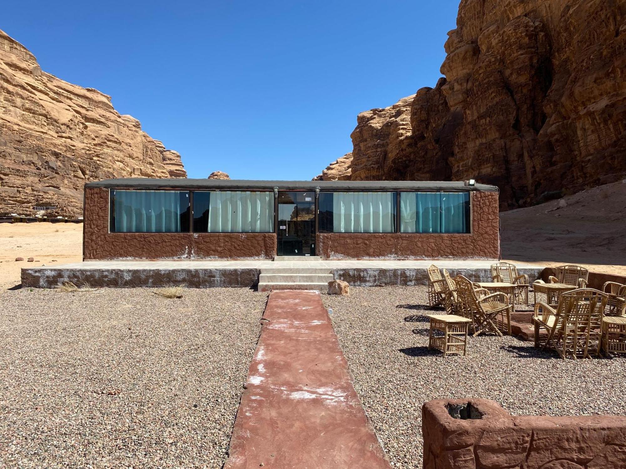 Rum Bedouin Trips Hotel Wadi Rum Exterior photo