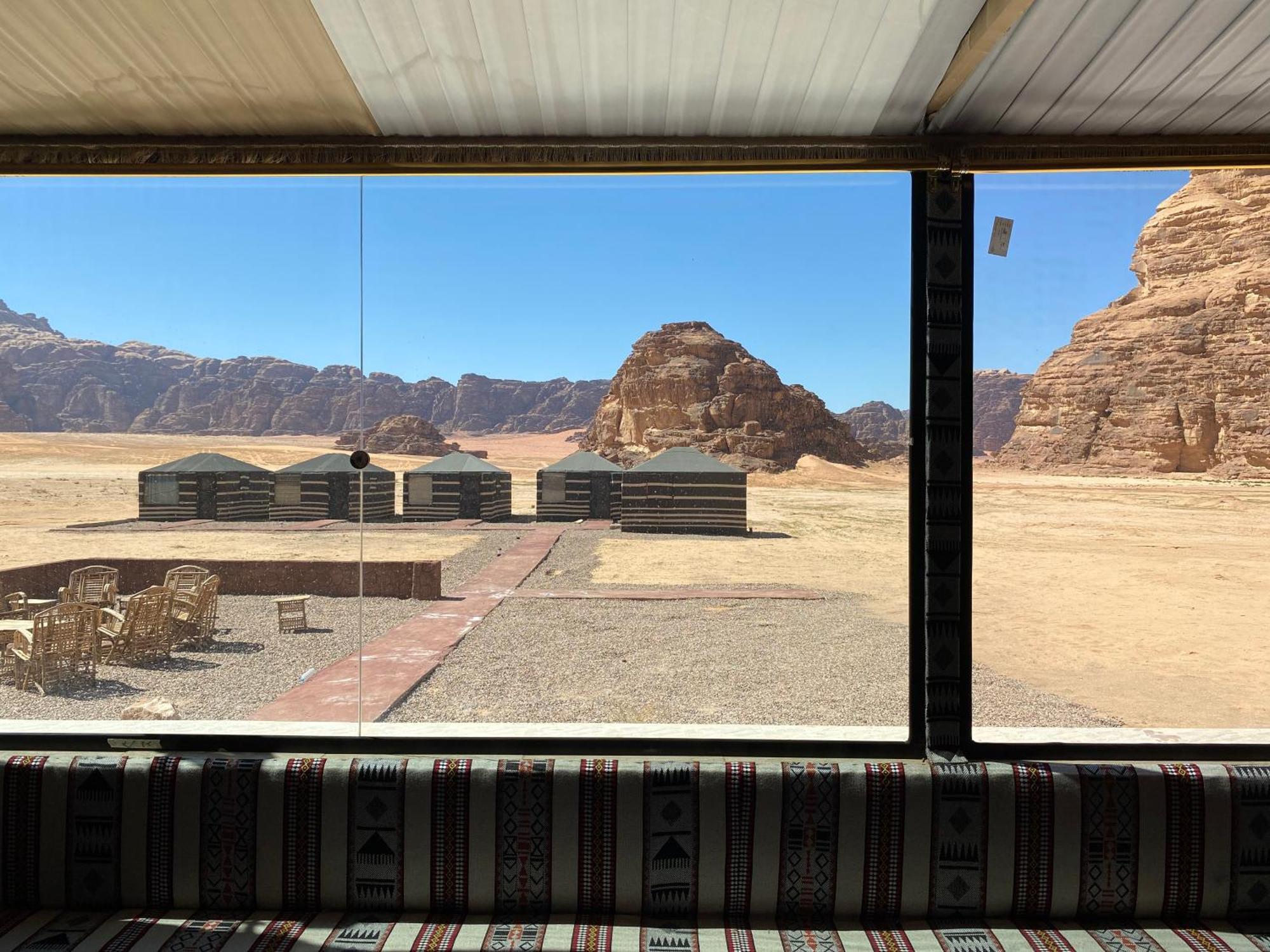 Rum Bedouin Trips Hotel Wadi Rum Exterior photo