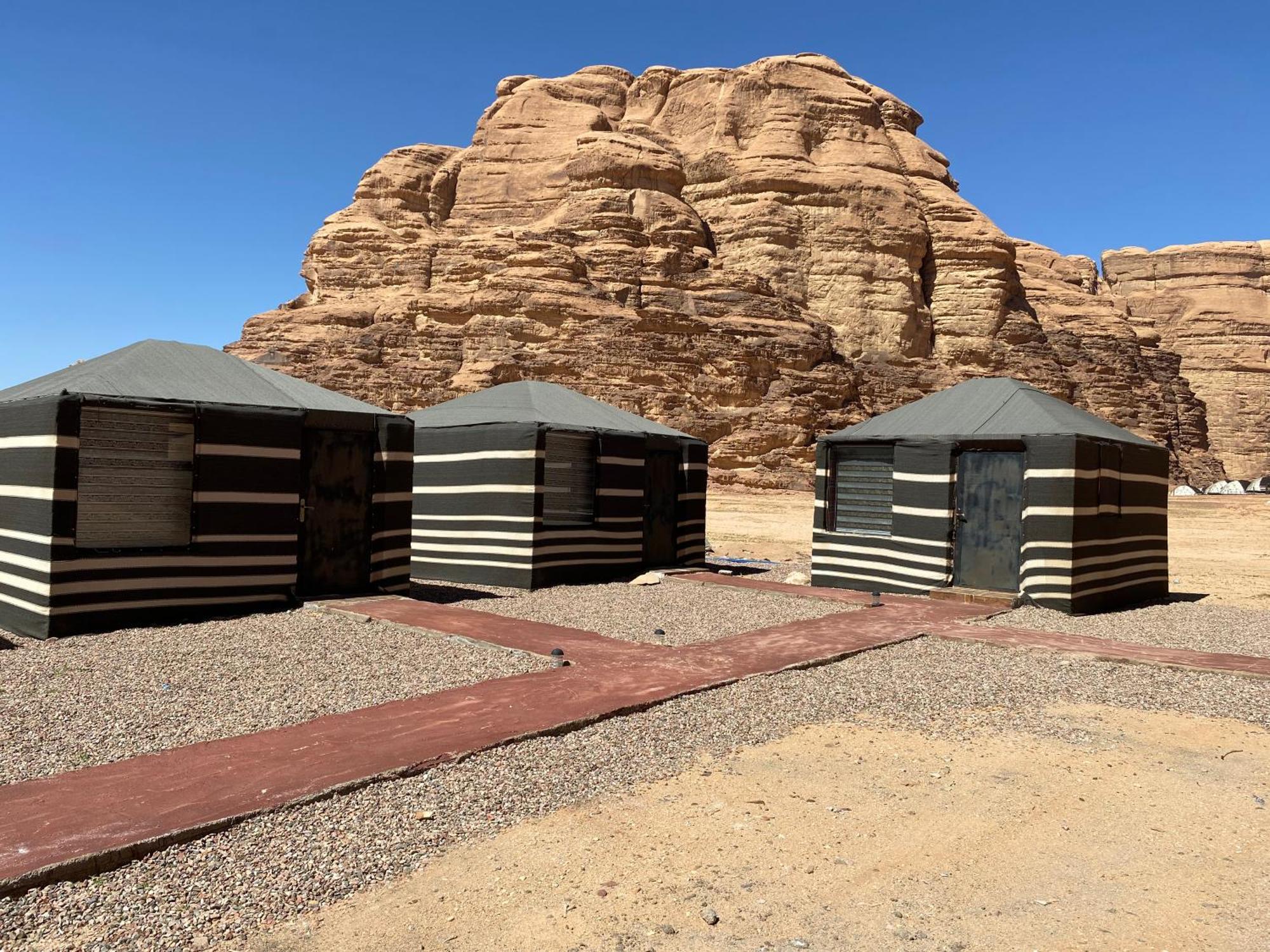 Rum Bedouin Trips Hotel Wadi Rum Exterior photo